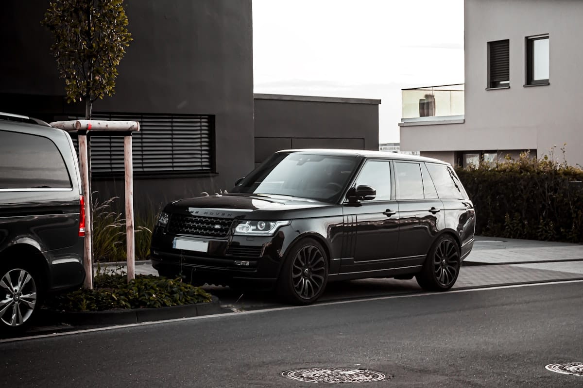 Mercedes E-Class - Up to 3 passengers - Chicago executive car service